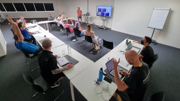 Photo of integration into the webstanz team