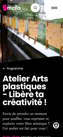 Affiche colorée d'un atelier arts plastiques avec des rouleaux de papier multicolores.