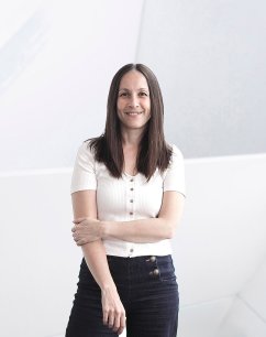 portrait de laetitia, assistante de direction chez webstanz